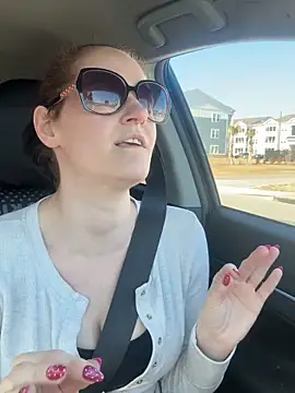 lolabunny9 online show from 02-06-26, 07:10