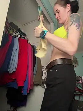 lolabunny9 online show from 12-01-25, 04:52