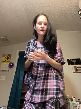 lolabunny9 online show from 02-10-25, 01:33