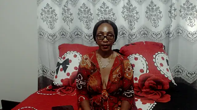 Snapshot of NikkyJigglesX chatting on 02-20-25, 12:36 NikkyJigglesX online show from 02-20-25, 12:36