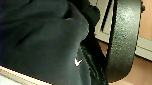 Snapshot of kalinixta chatting on 09-09-25, 05:44 kalinixta online show from 09-09-25, 05:44
