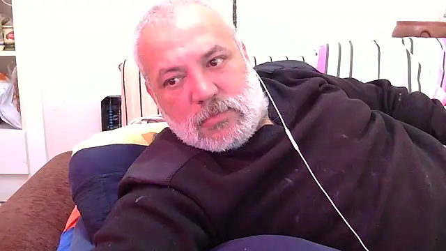 Snapshot of husoizmir chatting on 04-26-26, 09:39 husoizmir online show from 04-26-26, 09:39