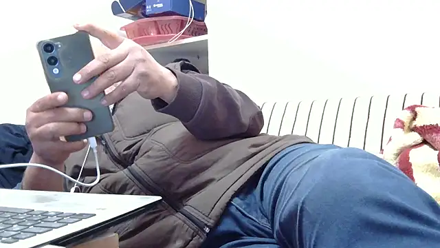 Snapshot of husoizmir chatting on 05-02-26, 01:27 husoizmir online show from 05-02-26, 01:27