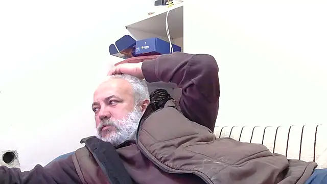 Snapshot of husoizmir chatting on 05-05-26, 12:08 husoizmir online show from 05-05-26, 12:08