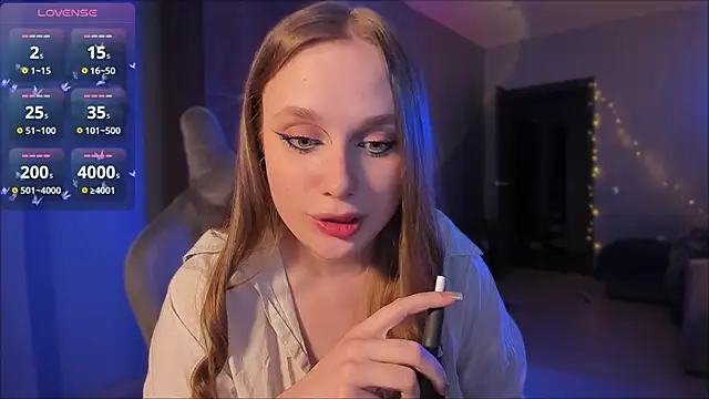 Snapshot of Rachel_Ro chatting on 01-31-25, 12:40 Rachel Ro online show from 01-31-25, 12:40