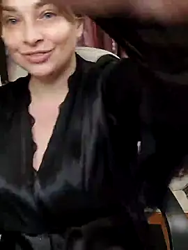 Snapshot of Mika_Passion chatting on 06-14-26, 07:20 Mika Passion online show from 06-14-26, 07:20