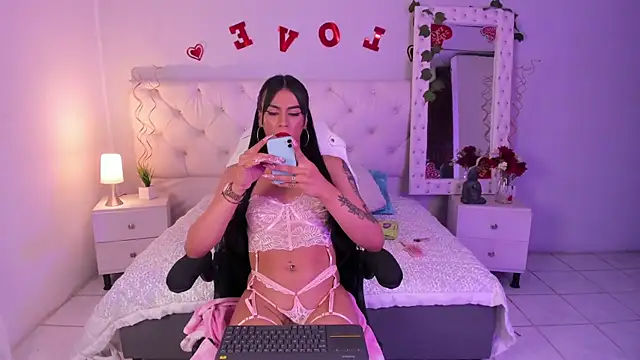 Snapshot of ximena_slut_21 chatting on 02-19-25, 12:57 ximena slut 21 online show from 02-19-25, 12:57