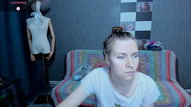 pa1e pr1ncess online show from 10-26-25, 10:15