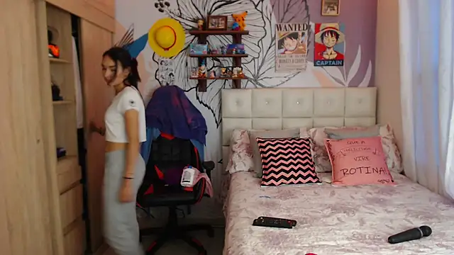 LinzyBaner online show from 03-15-25, 10:55