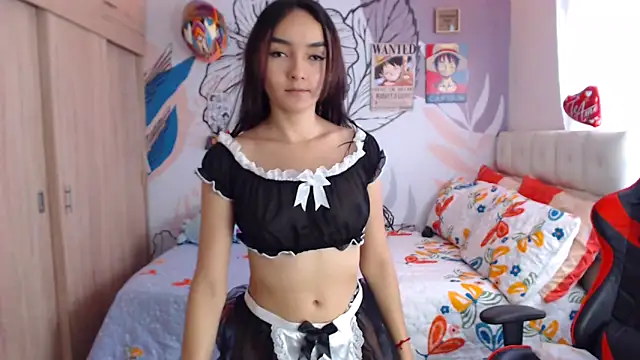 Snapshot of LinzyBaner chatting on 03-17-26, 03:04 LinzyBaner online show from 03-17-26, 03:04