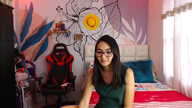 LinzyBaner online show from 12-02-24, 09:45