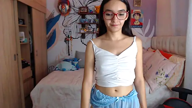 Snapshot of LinzyBaner chatting on 02-26-26, 11:16 LinzyBaner online show from 02-26-26, 11:16