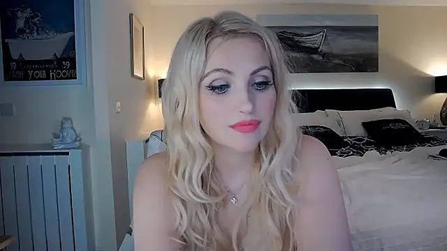 Snapshot of AlbanyWhite chatting on 01-14-26, 06:33 AlbanyWhite online show from 01-14-26, 06:33