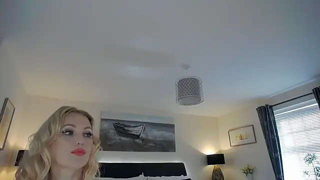 Snapshot of AlbanyWhite chatting on 03-02-26, 01:18 AlbanyWhite online show from 03-02-26, 01:18