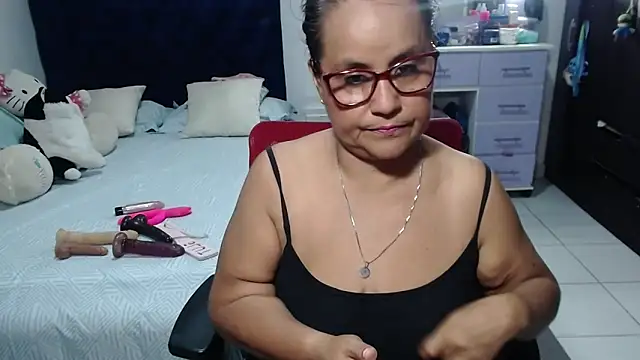 pervert mommy  online show from 05-15-26, 10:35