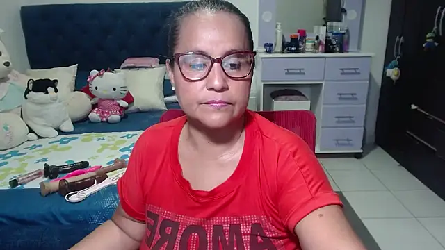 pervert mommy  online show from 11-28-25, 09:53