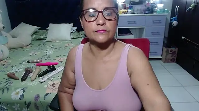 pervert mommy  online show from 03-20-26, 10:27