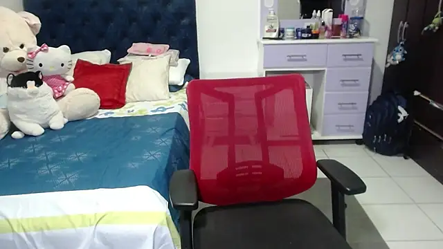 pervert mommy  online show from 11-23-25, 12:15