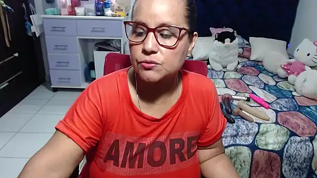 pervert mommy  online show from 06-06-26, 10:42