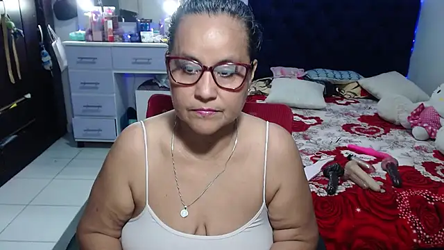 pervert mommy  online show from 06-09-26, 09:54
