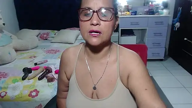 pervert mommy  online show from 04-17-26, 10:18