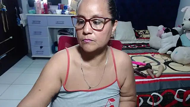 pervert mommy  online show from 06-07-26, 01:16