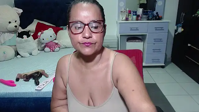 pervert mommy  online show from 11-10-25, 10:20