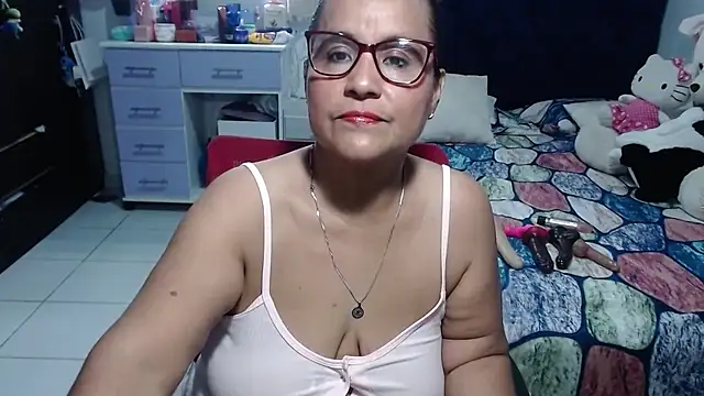 pervert mommy  online show from 06-01-26, 09:42