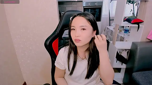 AyaMoon online show from 10-22-25, 04:23