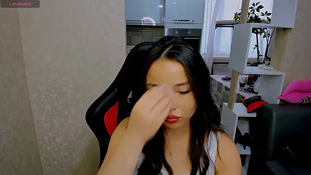 AyaMoon online show from 09-25-25, 04:40