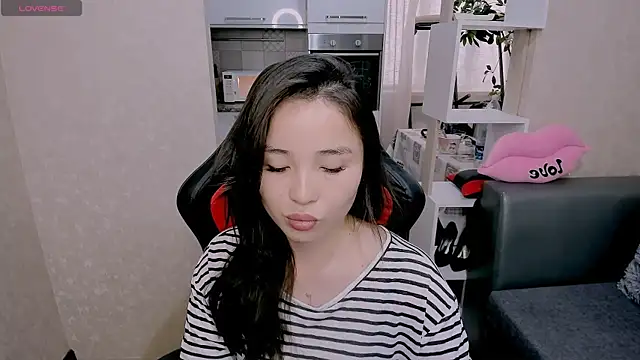 AyaMoon online show from 10-01-25, 04:50