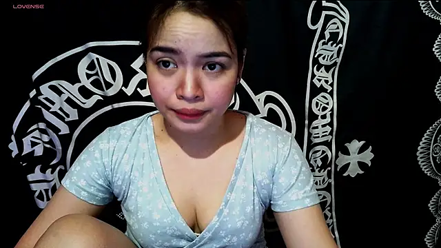  preciousmoira  online show from 05-27-26, 12:09