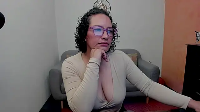 scarlet wet online show from 06-20-26, 10:15