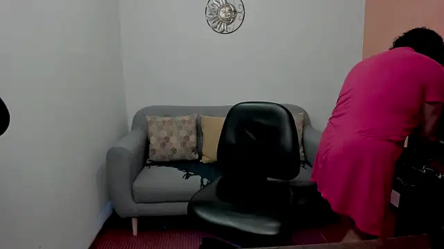 scarlet wet online show from 06-18-26, 10:48