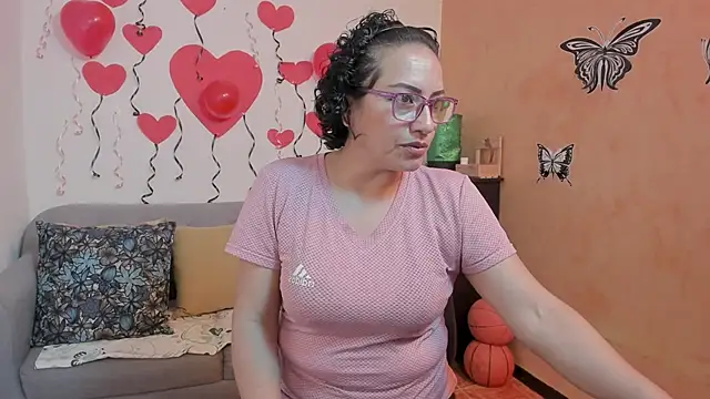 Snapshot of scarlet_wet chatting on 02-20-26, 11:06 scarlet wet online show from 02-20-26, 11:06