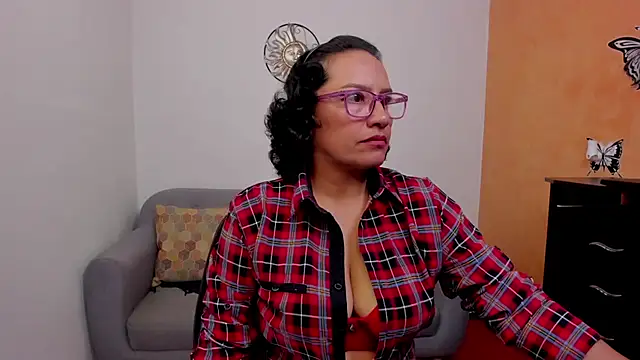 scarlet wet online show from 07-21-26, 10:55