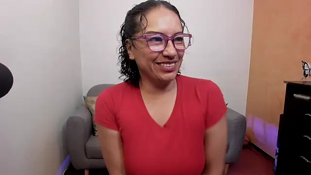 scarlet wet online show from 07-26-26, 12:39