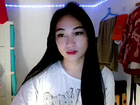 SweetLilly 18 online show from 03-14-25, 02:20