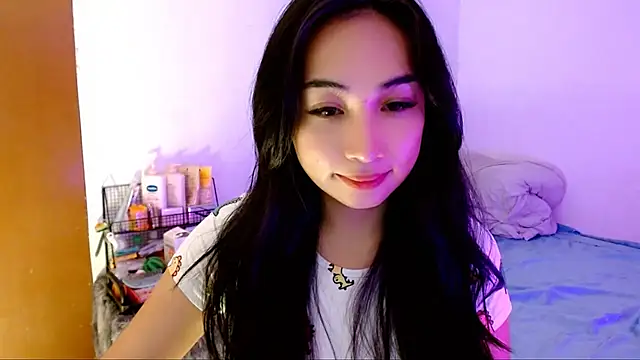 SweetLilly 18 online show from 11-01-25, 03:24