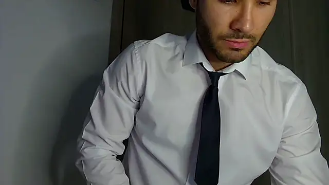 Justynn1 online show from 04-14-26, 11:43