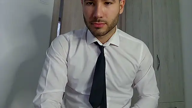 Justynn1 online show from 02-20-25, 06:06