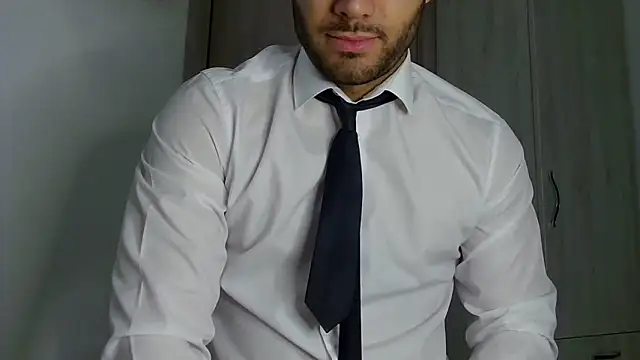 Snapshot of Justynn1 chatting on 04-24-26, 04:47 Justynn1 online show from 04-24-26, 04:47
