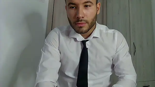 Justynn1 online show from 01-28-25, 07:11