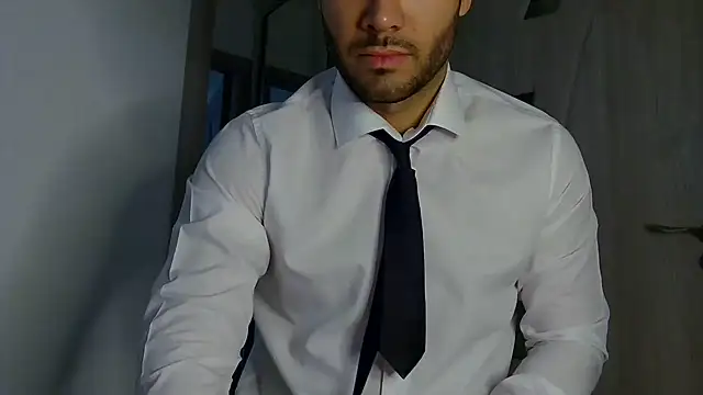 Snapshot of Justynn1 chatting on 05-29-26, 02:50 Justynn1 online show from 05-29-26, 02:50