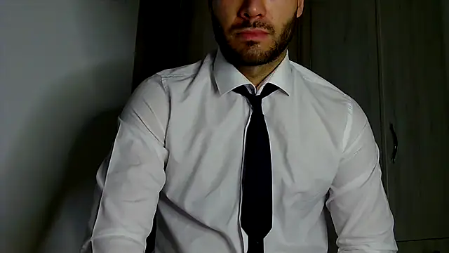 Snapshot of Justynn1 chatting on 06-03-26, 10:47 Justynn1 online show from 06-03-26, 10:47