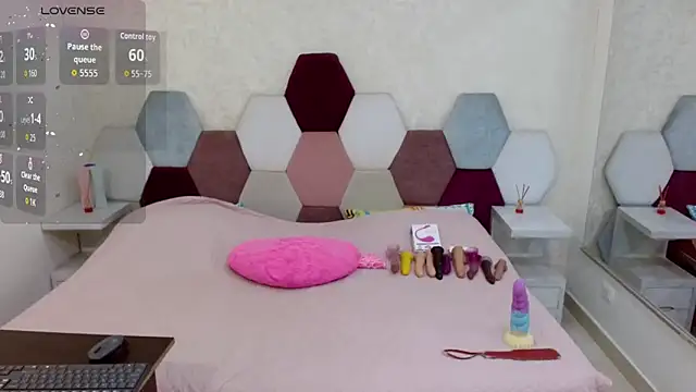 angel blue online show from 10-25-25, 03:23