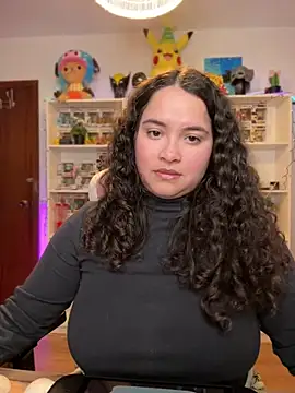 Snapshot of Sweet_sully__ chatting on 01-17-26, 09:57 Sweet sully online show from 01-17-26, 09:57