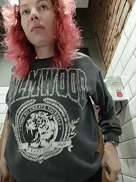 Frost foxy online show from 11-29-25, 02:44