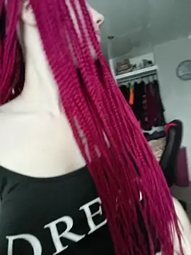 Frost foxy online show from 12-15-25, 03:56