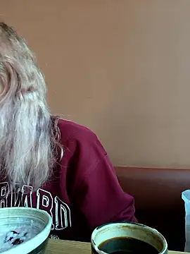 Frost foxy online show from 10-08-25, 02:35